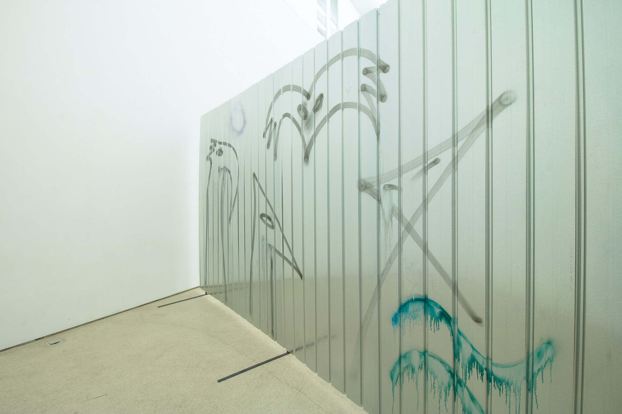 Niko Abramidis &NE, blurry principles